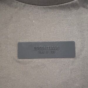 PacSun Men's Crewneck Sweatshirt in Dark Gray with Embossed Patch